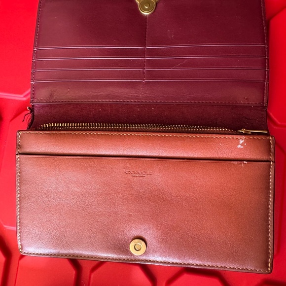 Coach Signature Tan and Gold Wallet - Picture 2 of 3